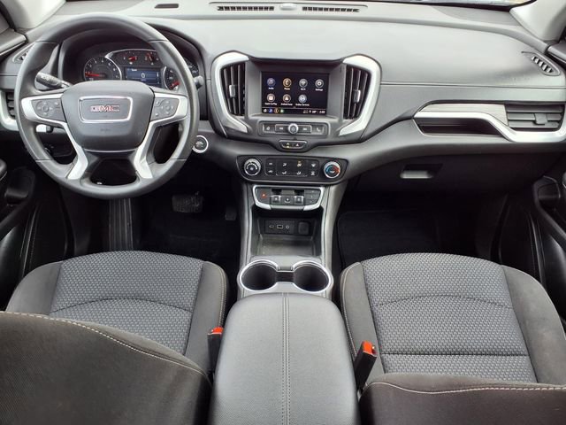 Used 2024 GMC Terrain SLE image 8