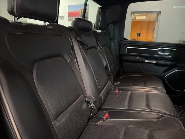 Used 2019 RAM 1500 Laramie w/ Sport Appearance Package AWD/4WD image 28