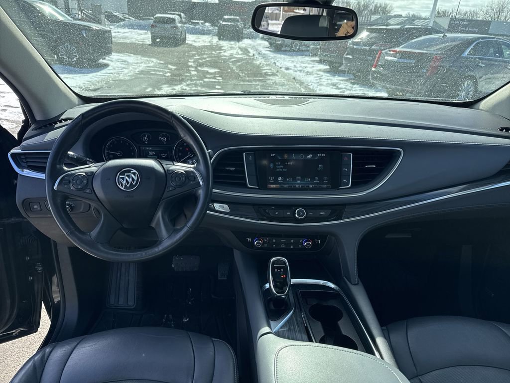 Used 2019 Buick Enclave Premium image 21