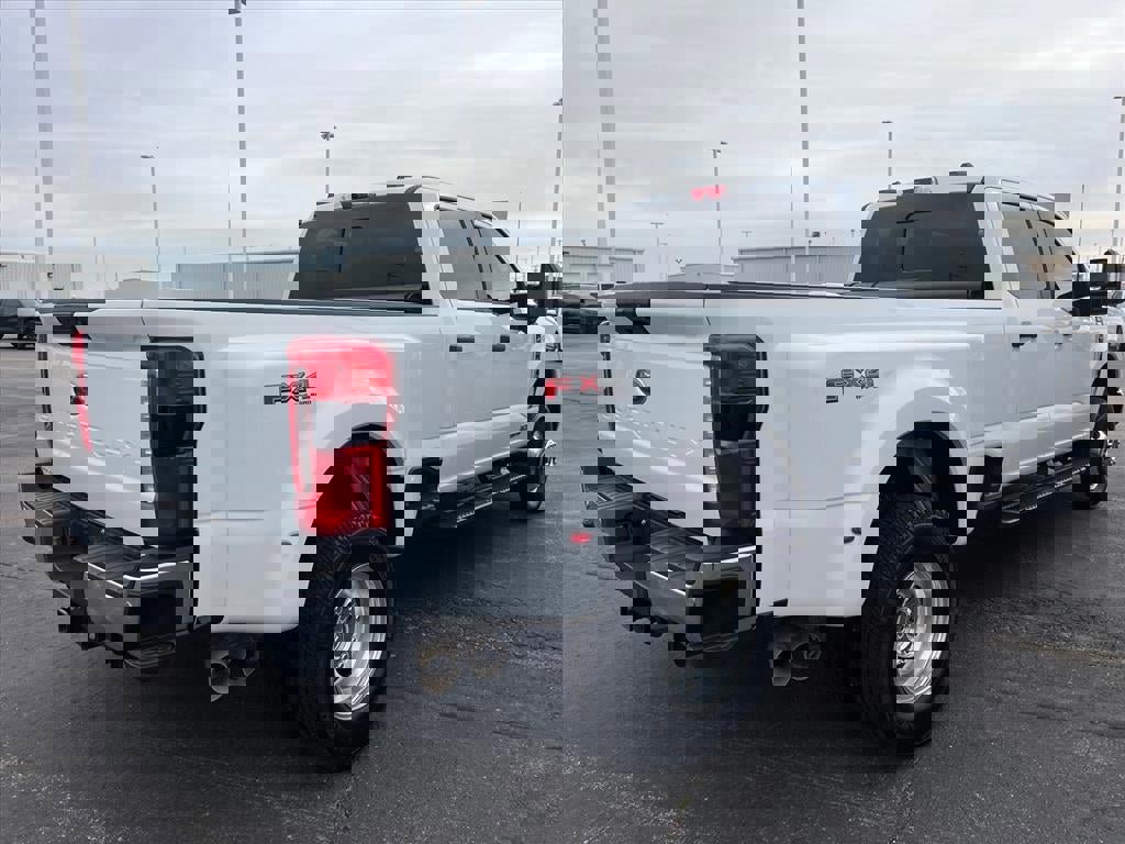 Used 2024 Ford F350 XL w/ 360-Degree Camera Package image 7