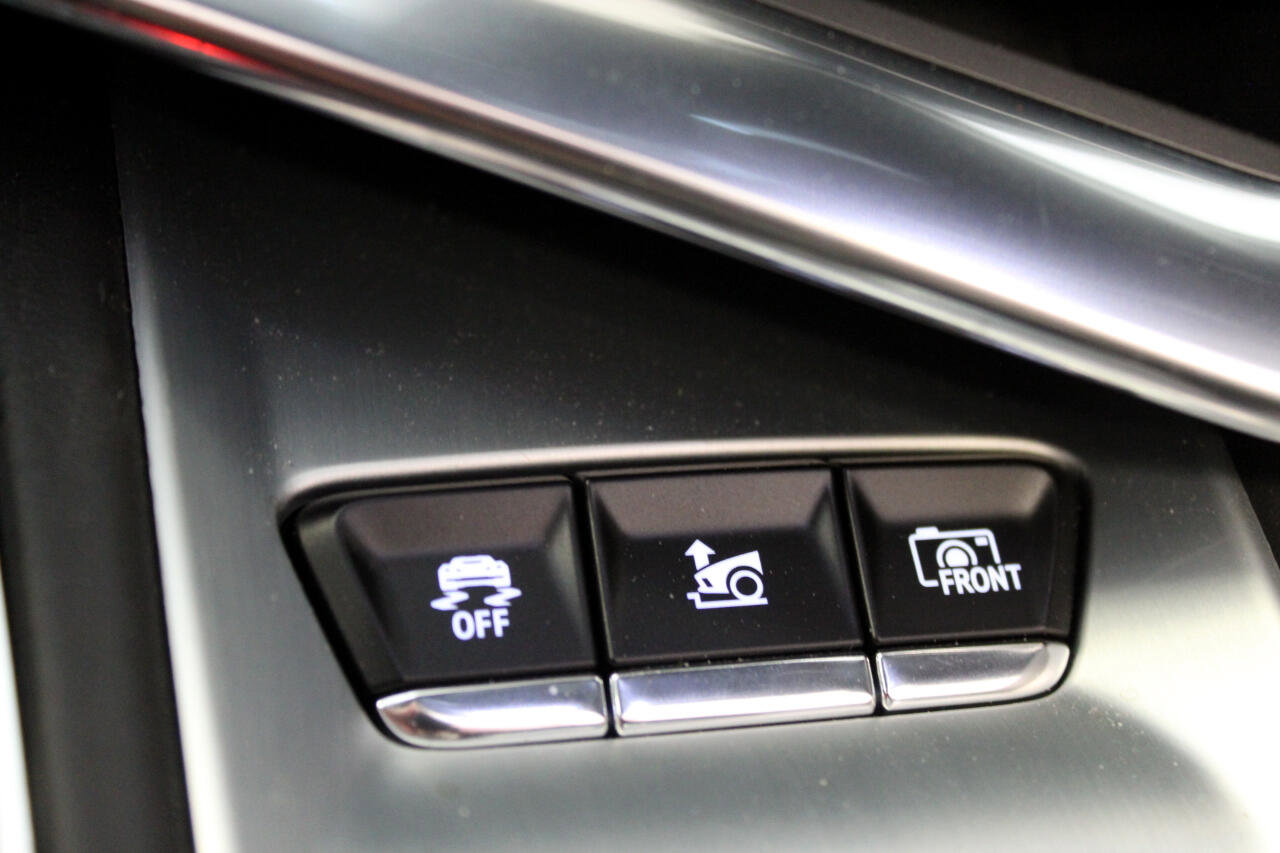 Used 2020 Chevrolet Corvette Stingray Premium Cpe w/ 3LT Preferred Equipment Group image 35