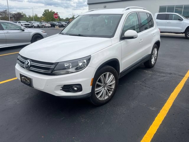 Used 2012 Volkswagen Tiguan SE AWD/4WD image 1