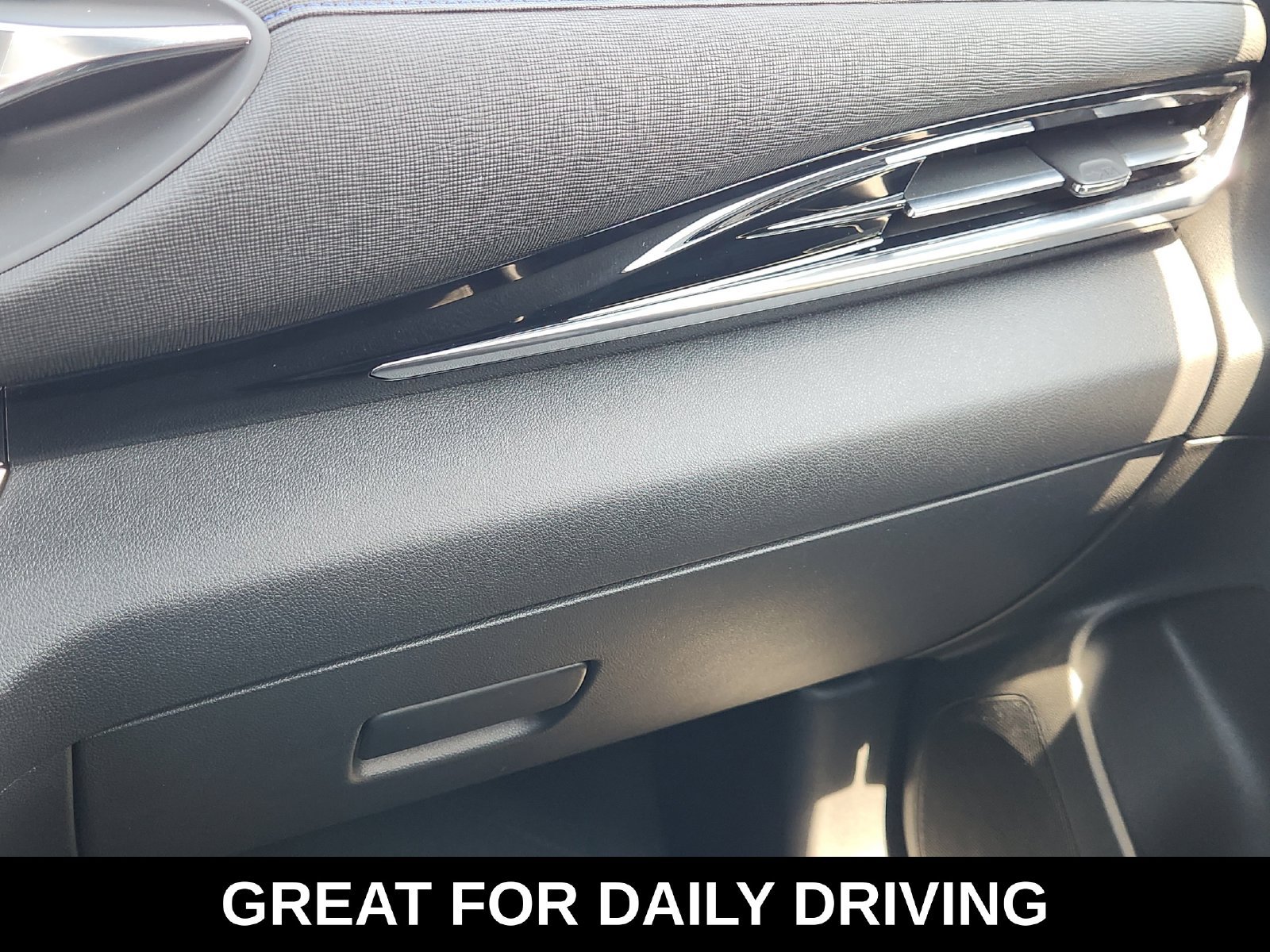 Certified 2024 Buick Envista Sport Touring w/ Convenience I Package FWD image 24