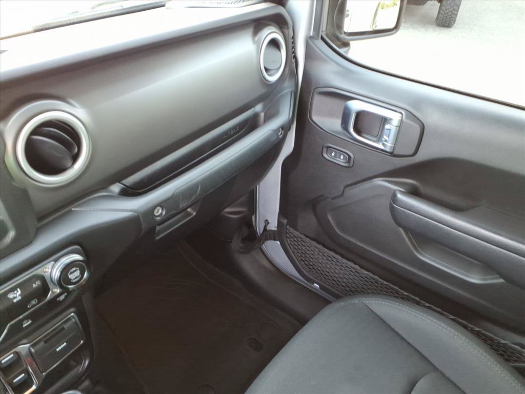 Used 2022 Jeep Gladiator Sport AWD/4WD image 34