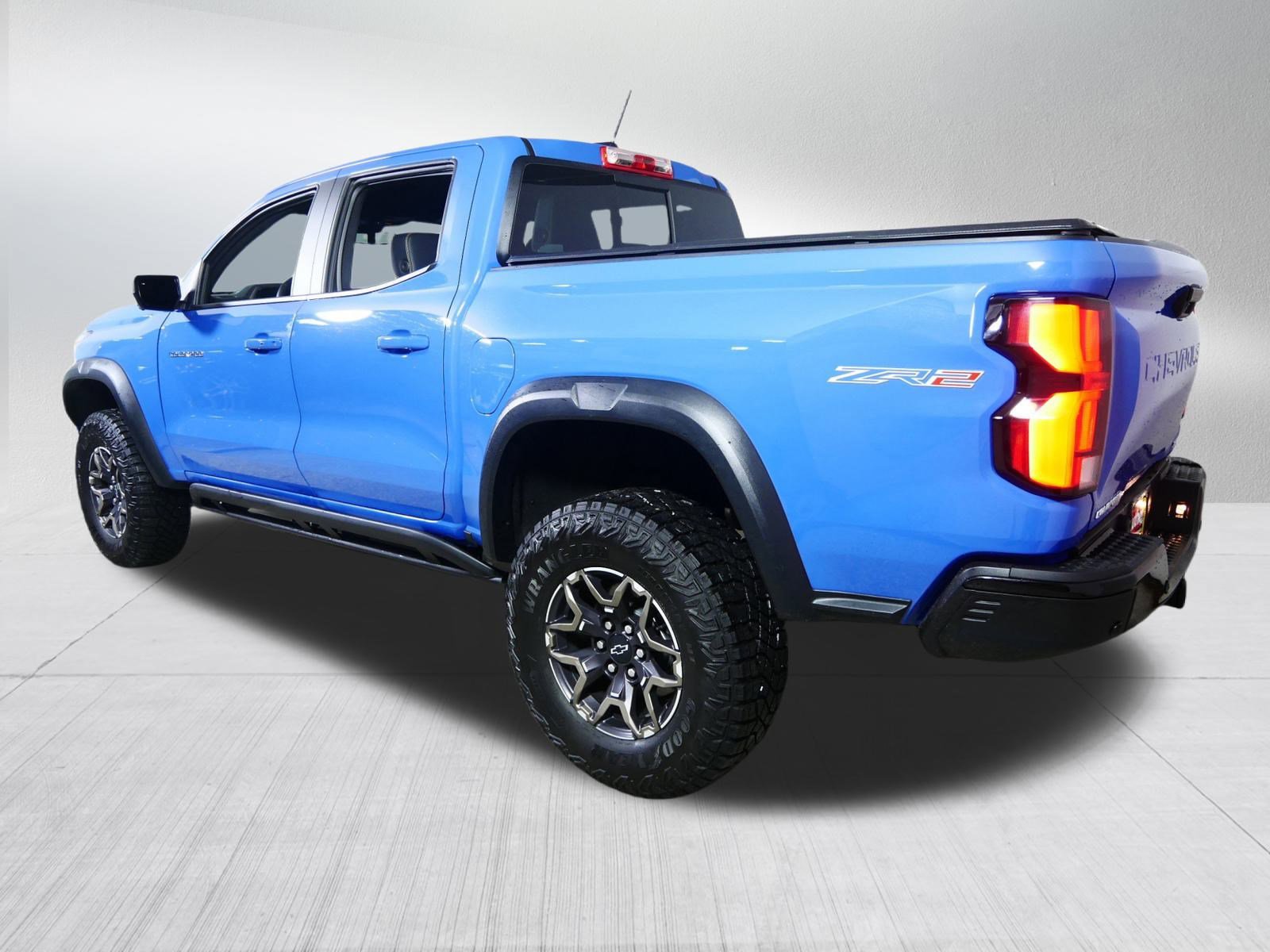 Used 2025 Chevrolet Colorado ZR2 w/ Technology Package image 5