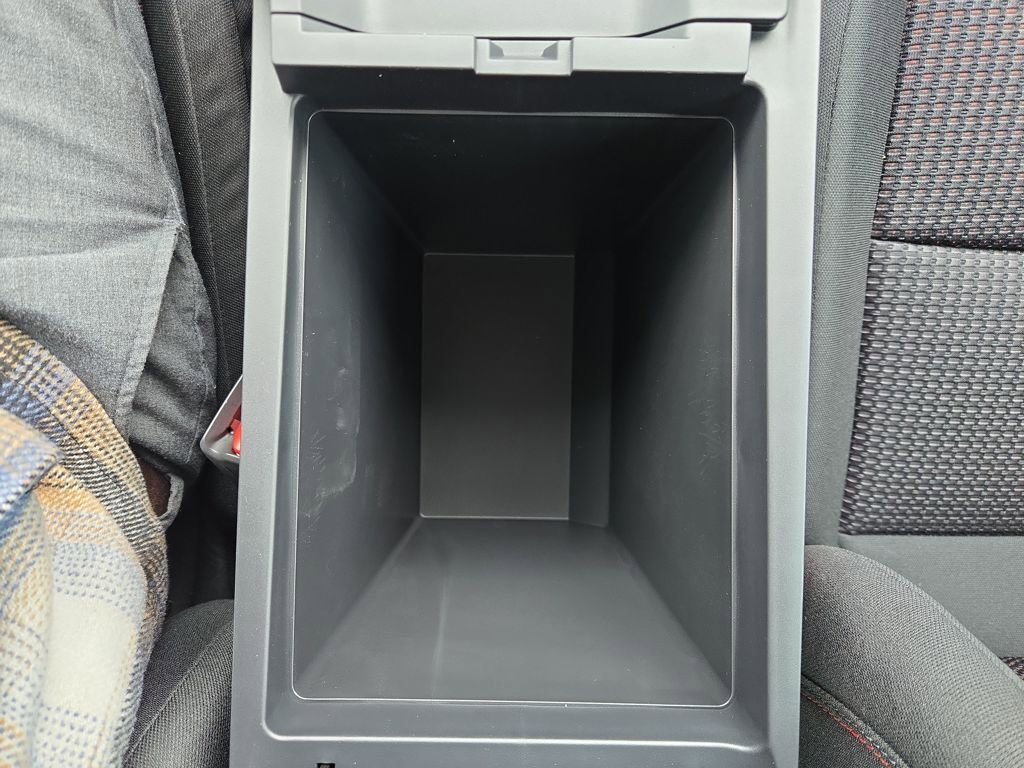 New 2026 Nissan Sentra SR w/ Floor Mat Package FWD image 21