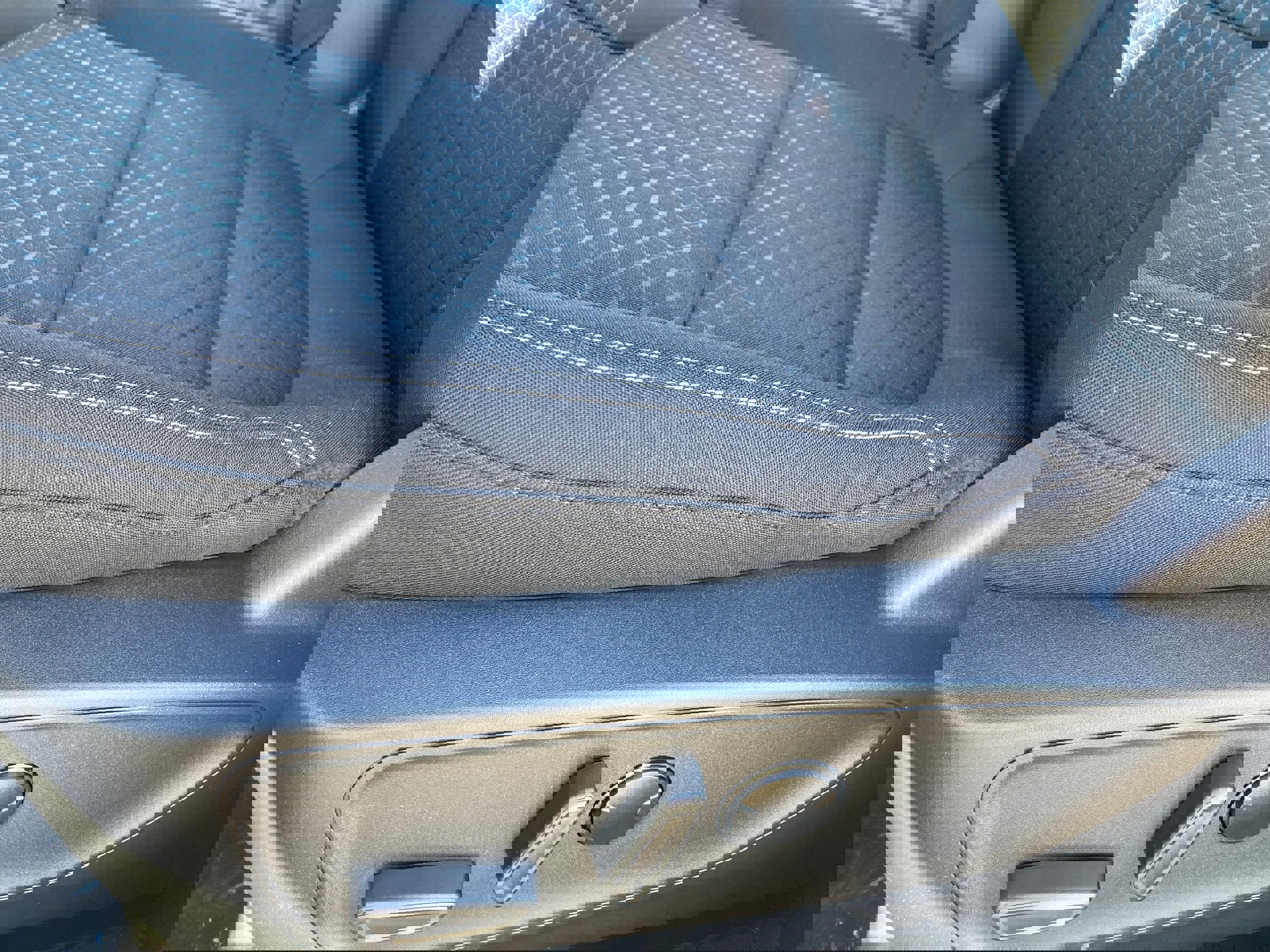 New 2026 Ford Escape Active w/ Active Premium Tech Pack image 8