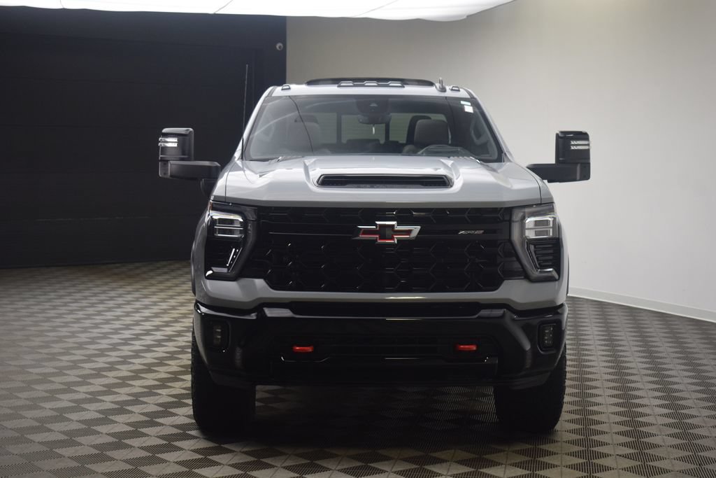 Used 2024 Chevrolet Silverado 2500 ZR2 w/ Technology Package AWD/4WD image 24