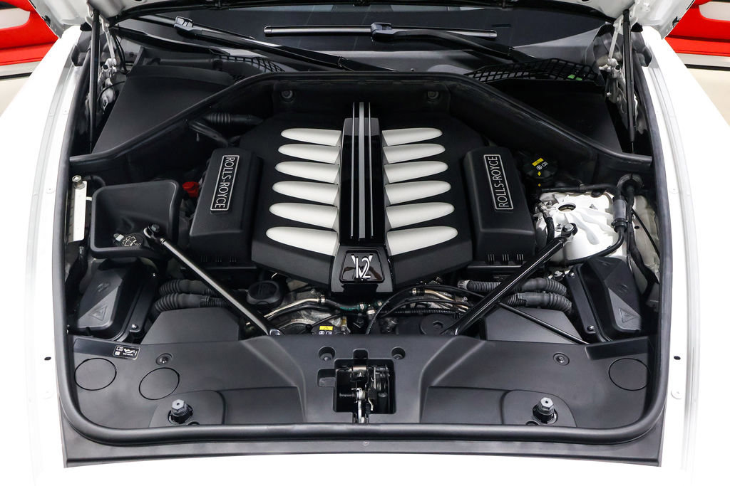 Used 2019 Rolls-Royce Dawn RWD image 63