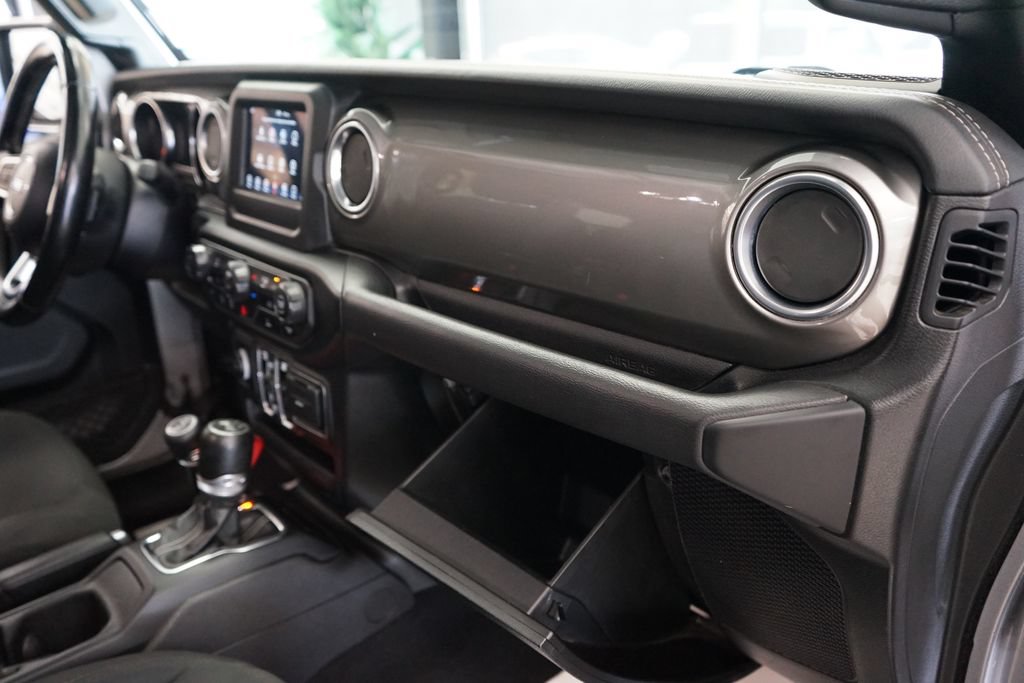 Used 2021 Jeep Wrangler Unlimited Sahara AWD/4WD image 42