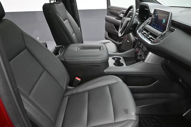 Used 2024 Chevrolet Tahoe Z71 w/ Luxury Package AWD/4WD image 33