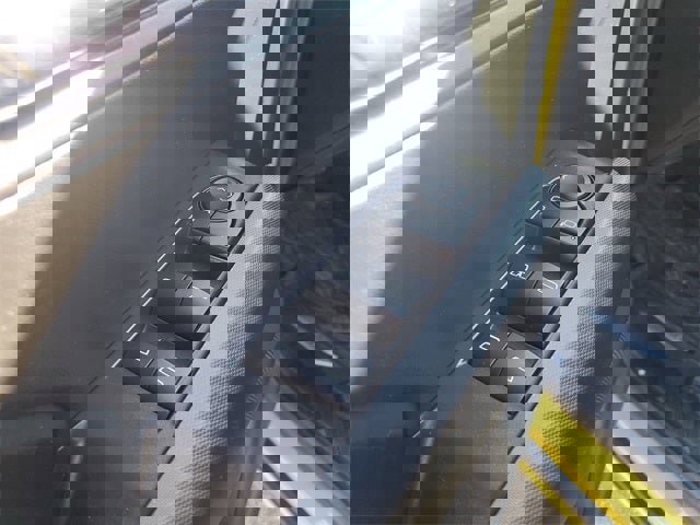 Used 2023 GMC Canyon Elevation w/ Convenience Package image 73