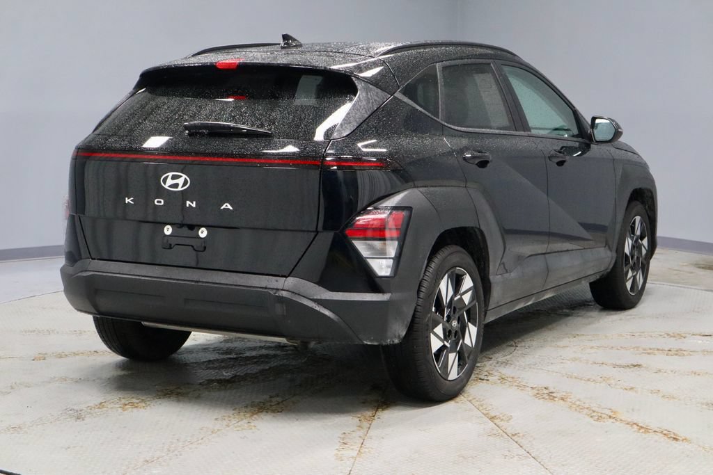 Certified 2025 Hyundai Kona SEL FWD image 12