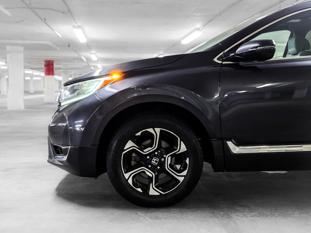 Used 2017 Honda CR-V Touring image 14