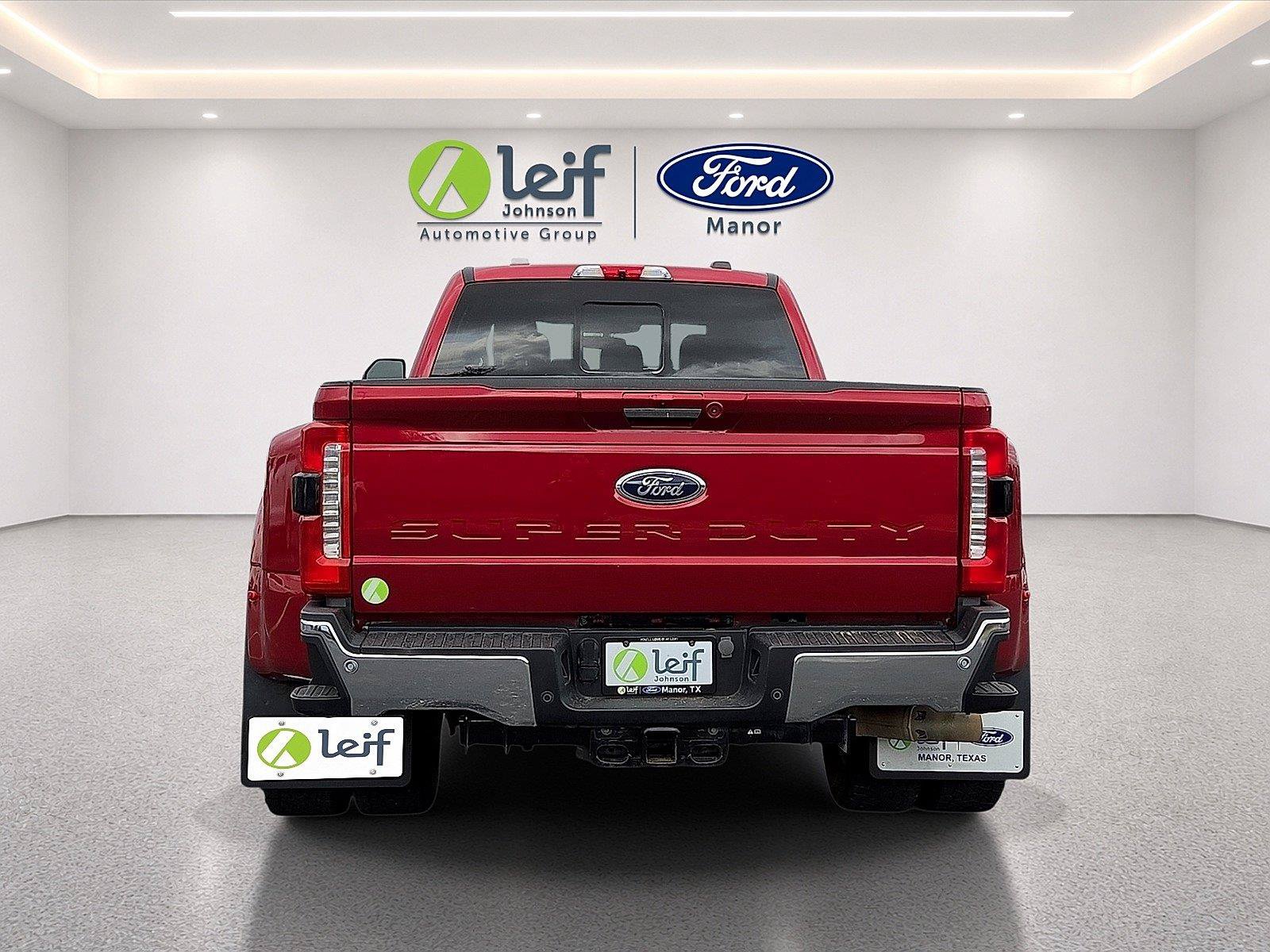 Used 2023 Ford F350 Lariat w/ Lariat Ultimate Package AWD/4WD image 6