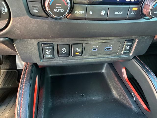Used 2024 Nissan Frontier PRO-4X w/ Pro Convenience Package AWD/4WD image 35