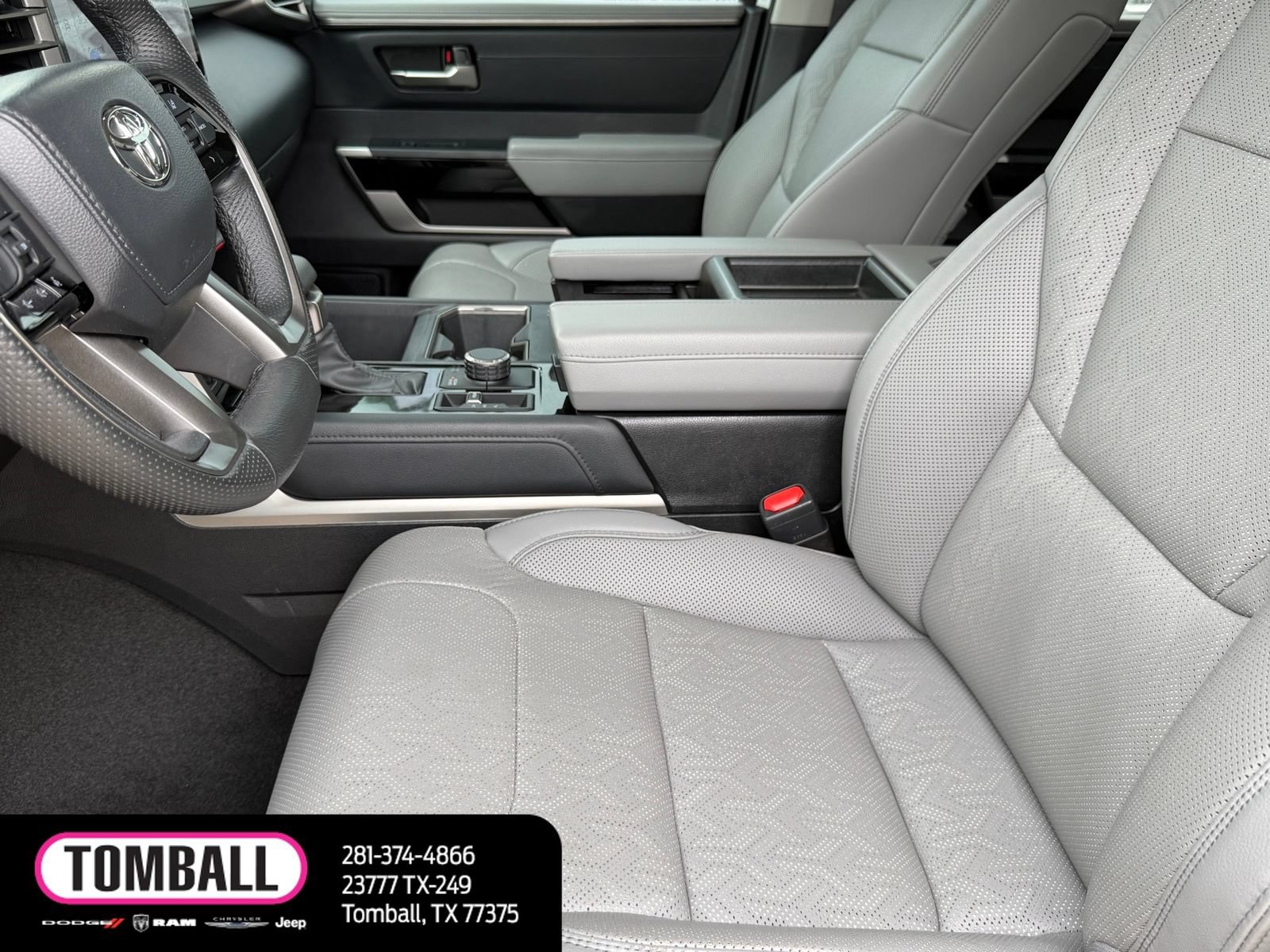 Used 2023 Toyota Tundra Limited AWD/4WD image 9