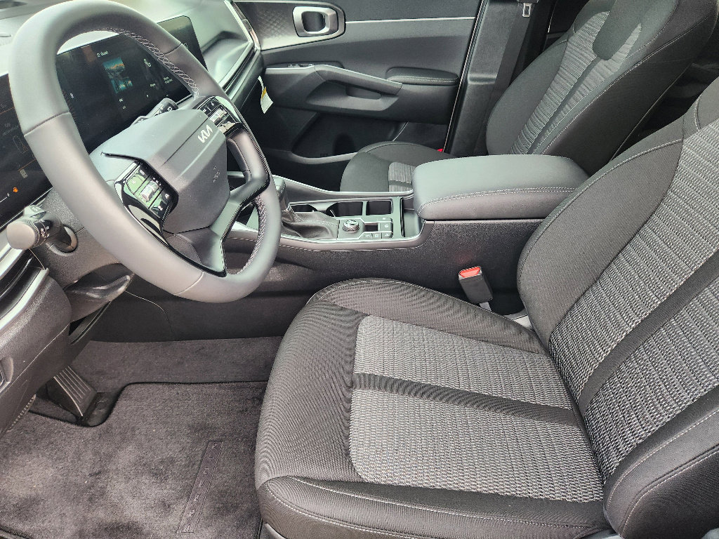 New 2026 Kia Sorento LX image 9