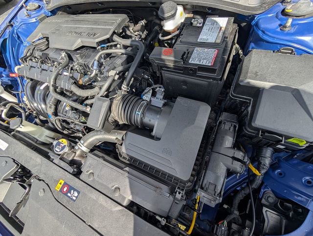 Used 2024 Hyundai Elantra Limited image 23