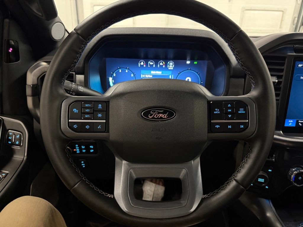 Used 2025 Ford F150 Lariat AWD/4WD image 42