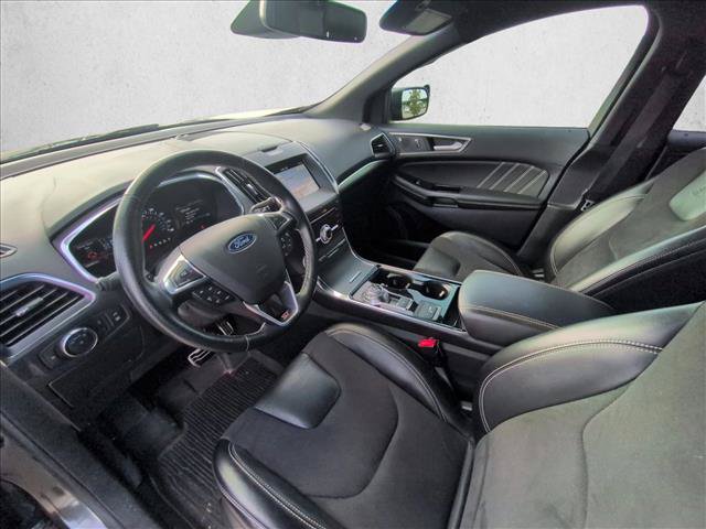 Used 2019 Ford Edge ST AWD/4WD image 10