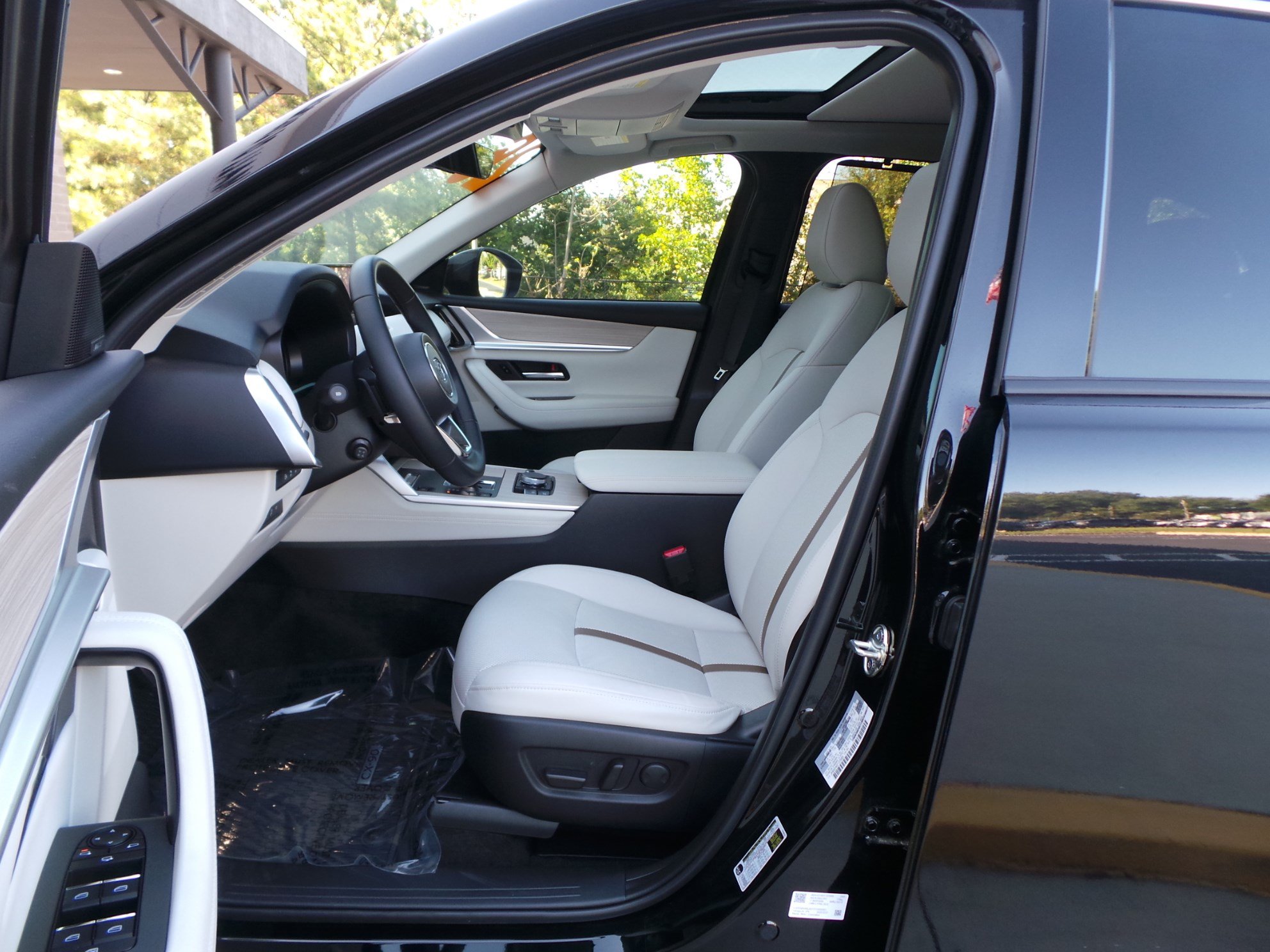 Certified 2026 MAZDA CX-90 Plug-In Hybrid w/ Premium Plus AWD/4WD image 31