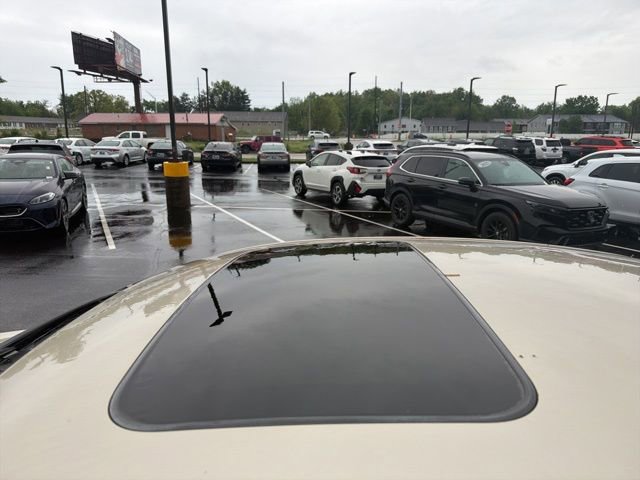 Used 2011 Lexus ES 350 image 4