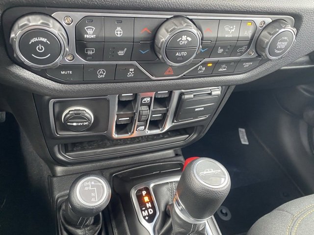 New 2025 Jeep Gladiator Sport image 21