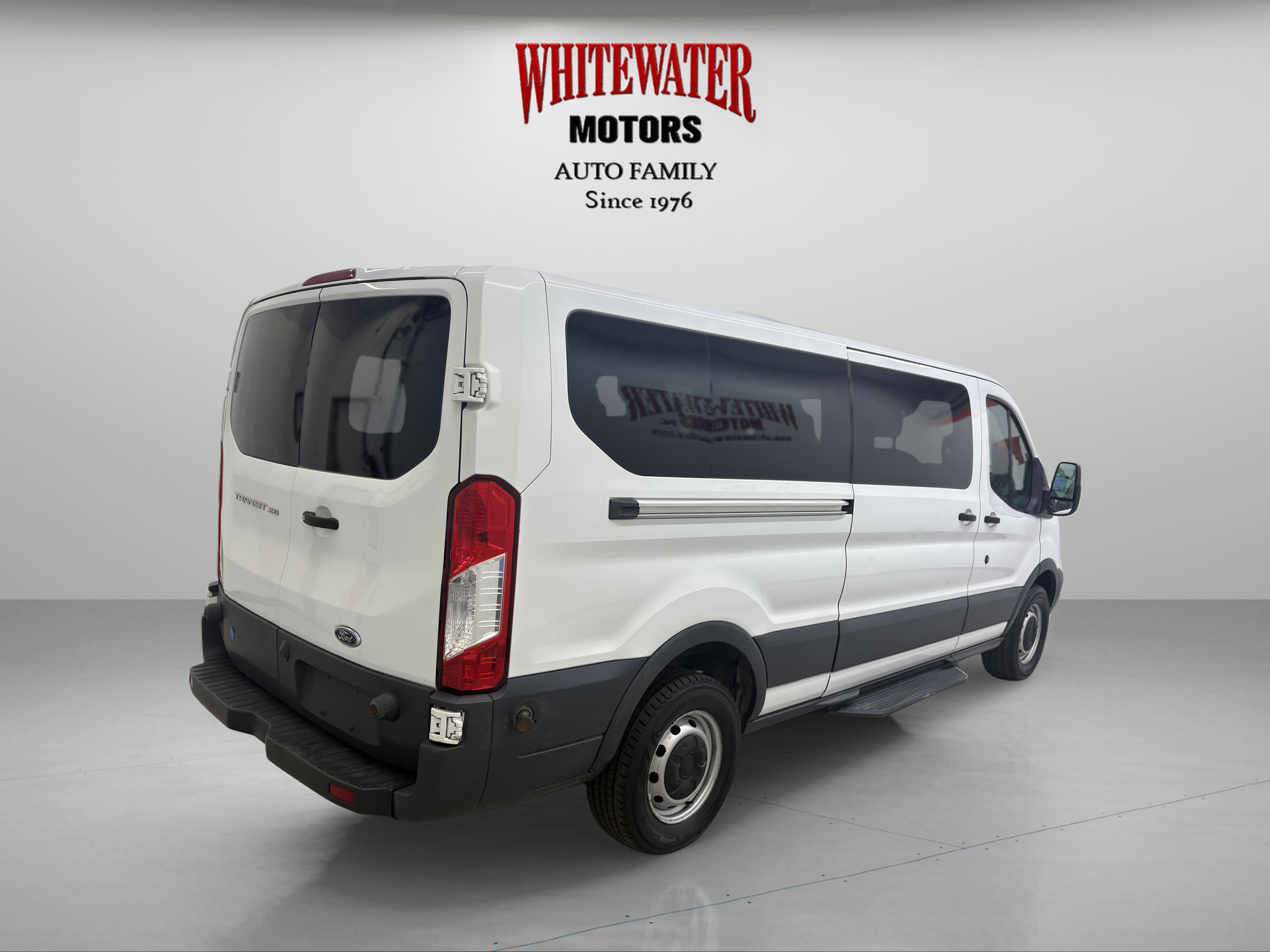 Used 2018 Ford Transit 350 XL RWD image 4