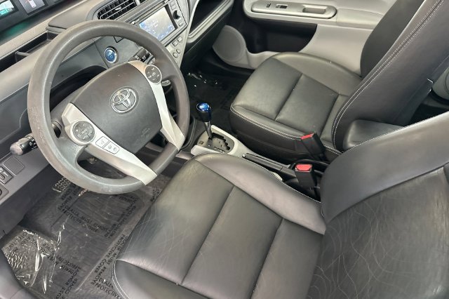Used 2012 Toyota Prius C Four FWD image 11