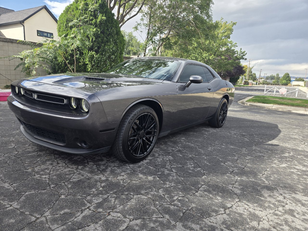 Used 2016 Dodge Challenger SXT