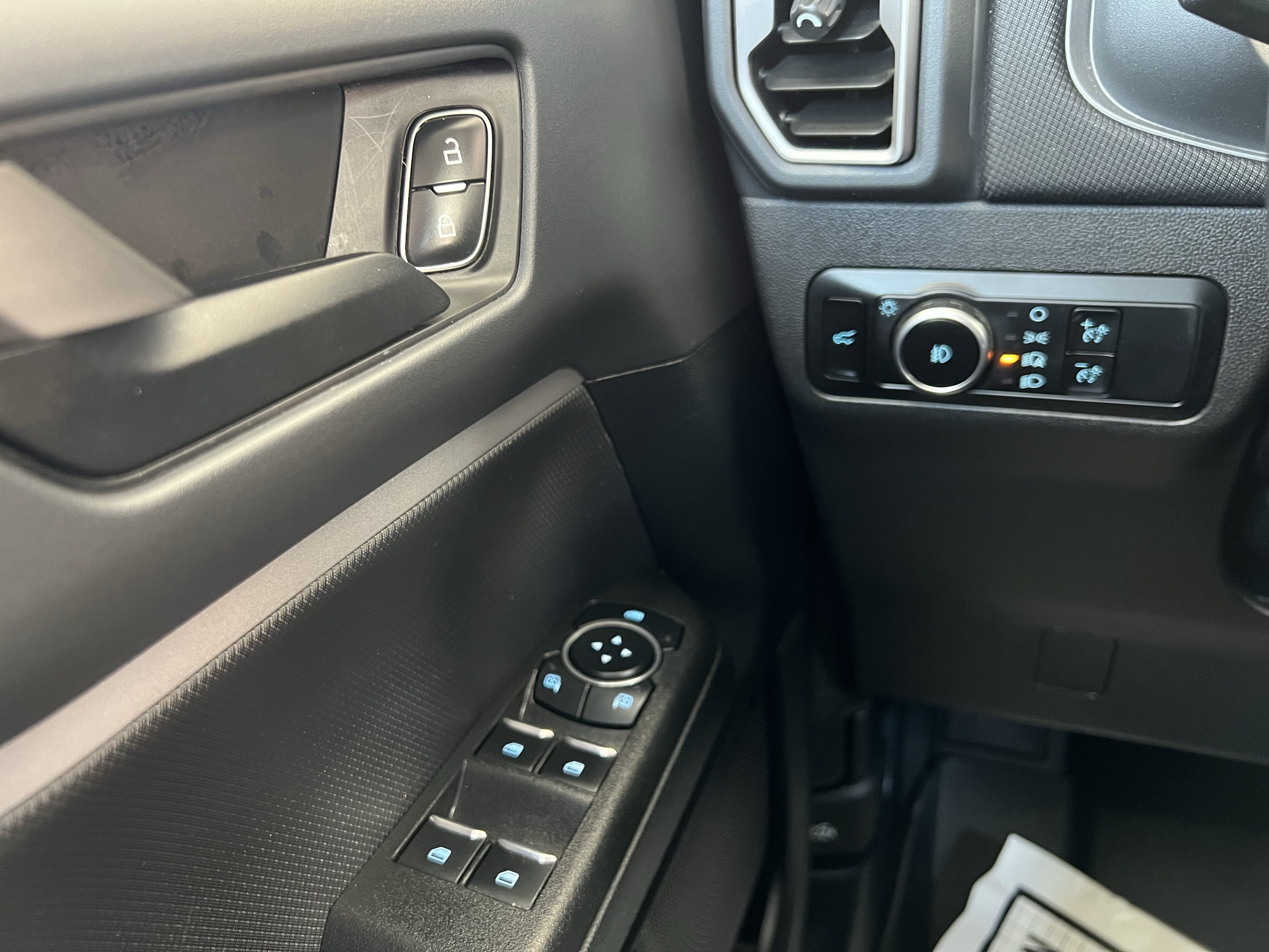 Used 2023 Ford Bronco Sport Big Bend w/ Convenience Package AWD/4WD image 39