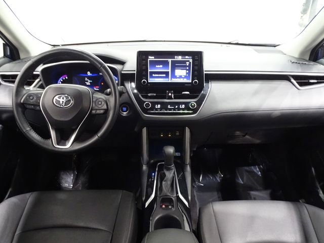 Used 2022 Toyota Corolla Cross XLE AWD/4WD image 30