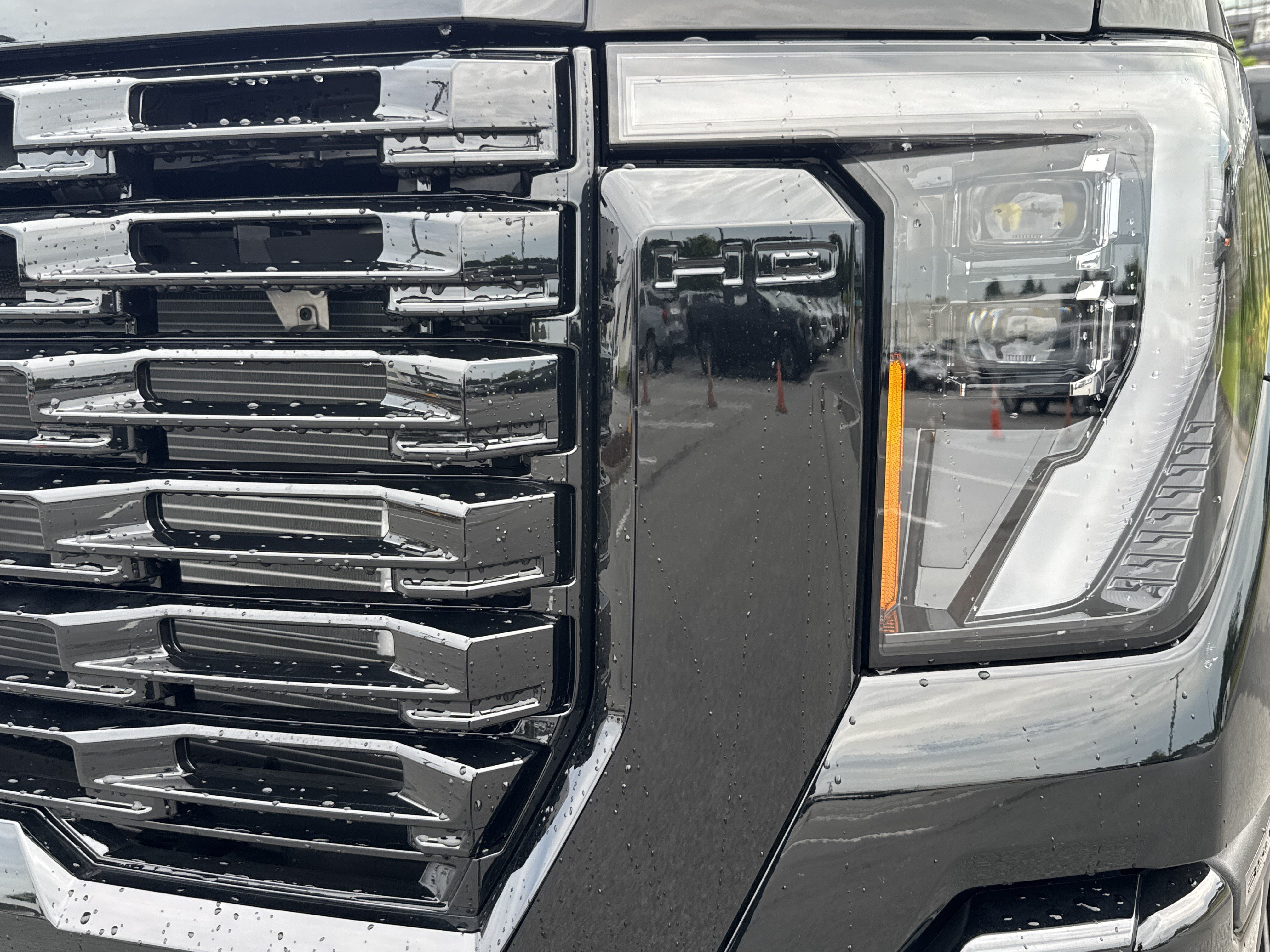 Used 2026 GMC Sierra 3500 Denali Ultimate AWD/4WD image 6
