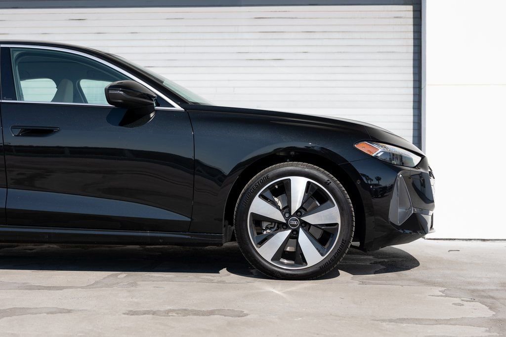 Used 2025 Audi A5 2.0T Premium Plus w/ Premium Plus image 6