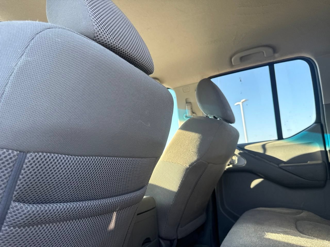 Used 2016 Nissan Frontier SV RWD image 31