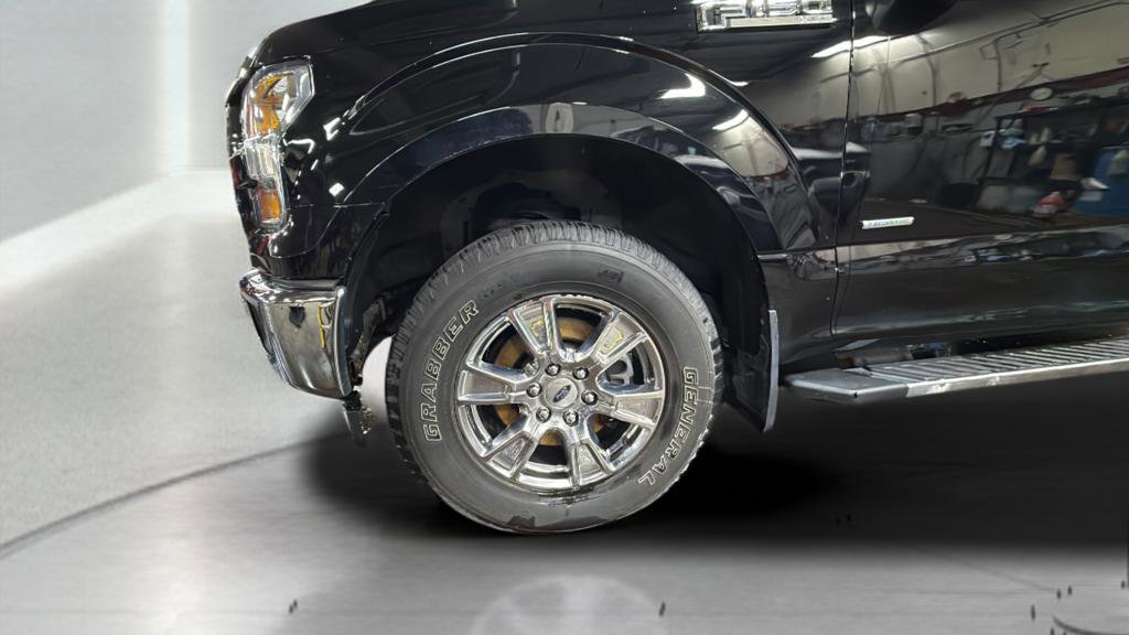 Used 2017 Ford F150 XLT w/ Equipment Group 302A Luxury image 16