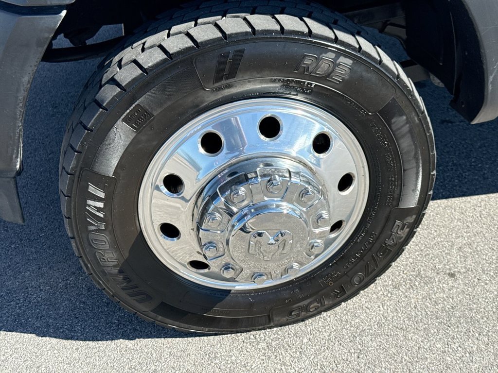 Used 2024 RAM 4500 Tradesman w/ Chrome Appearance Group AWD/4WD image 10