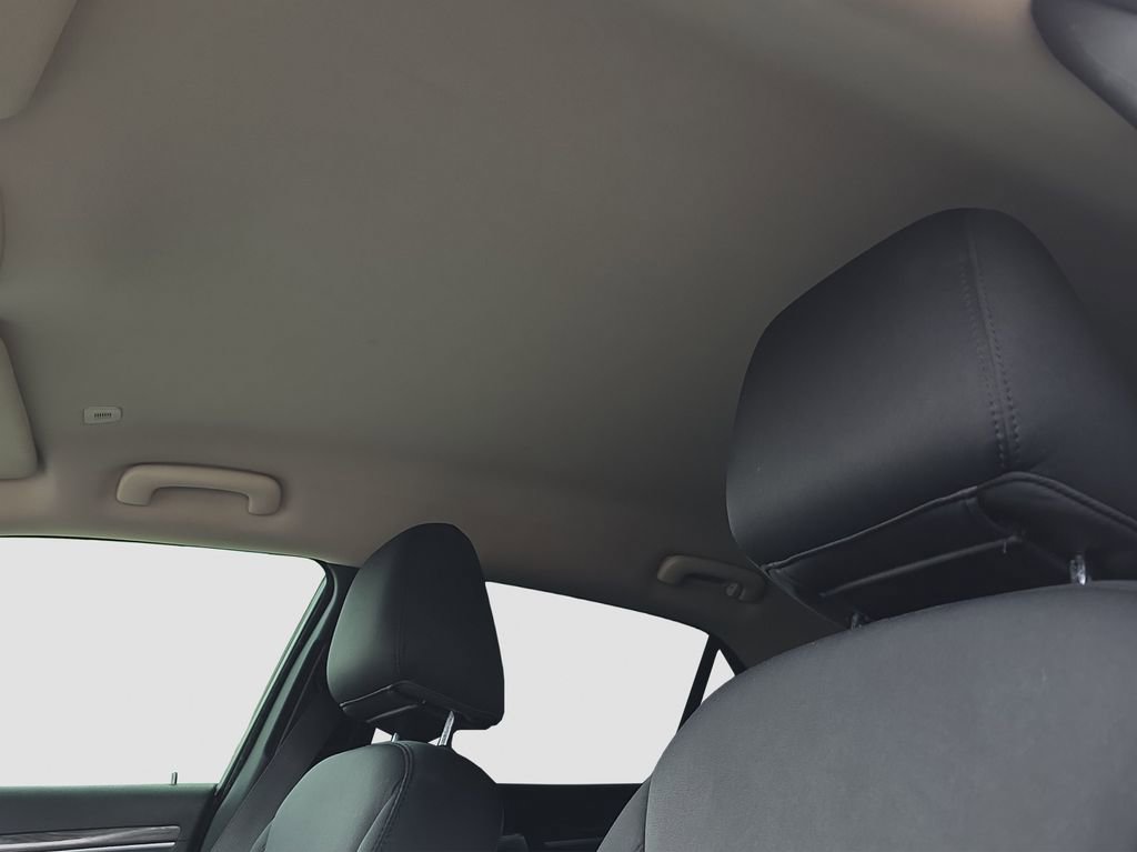 Used 2020 Chrysler 300 Touring w/ Sport Appearance Package image 8