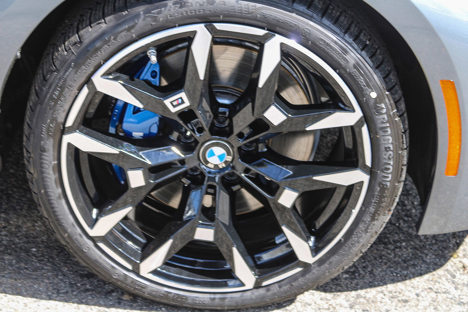 Used 2025 BMW 330i xDrive Sedan AWD/4WD image 10
