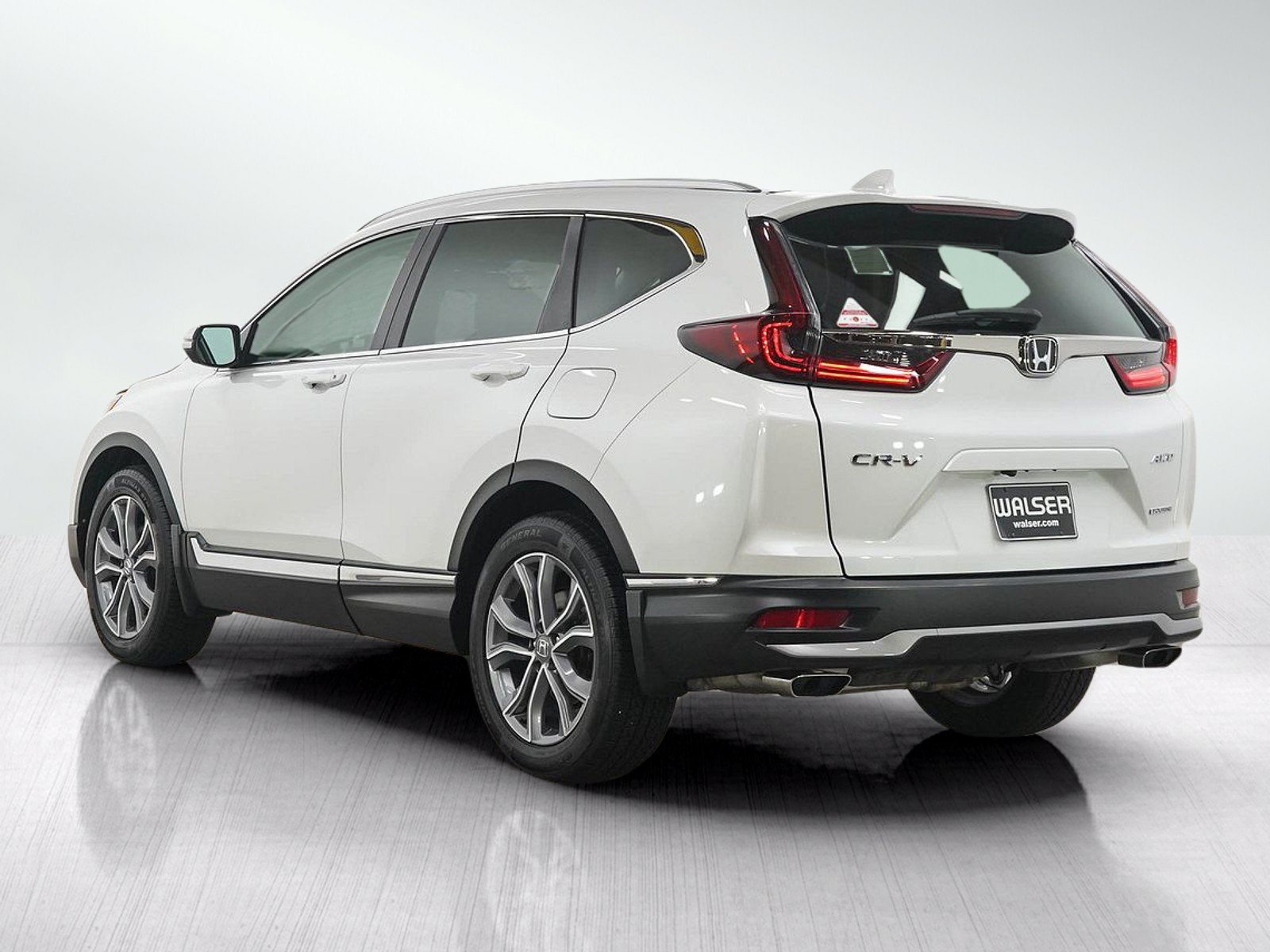 Used 2021 Honda CR-V Touring image 3
