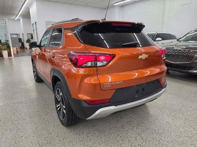 Used 2022 Chevrolet TrailBlazer LT AWD/4WD image 6