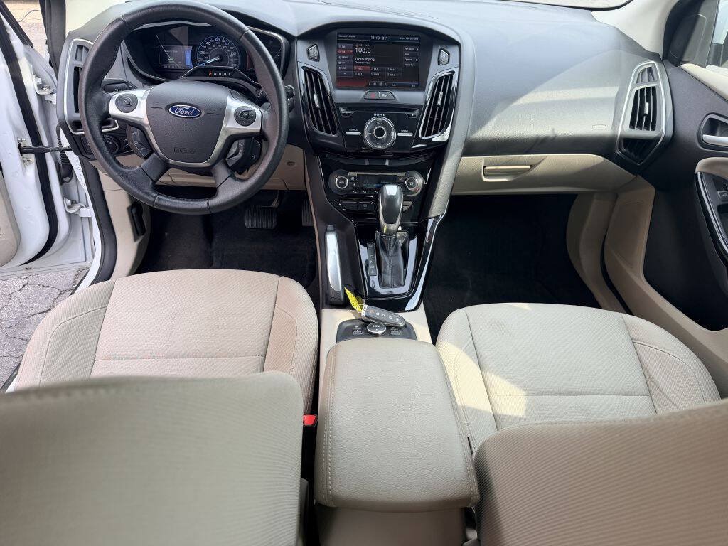 Used 2013 Ford Focus Electric Hatchback FWD image 8