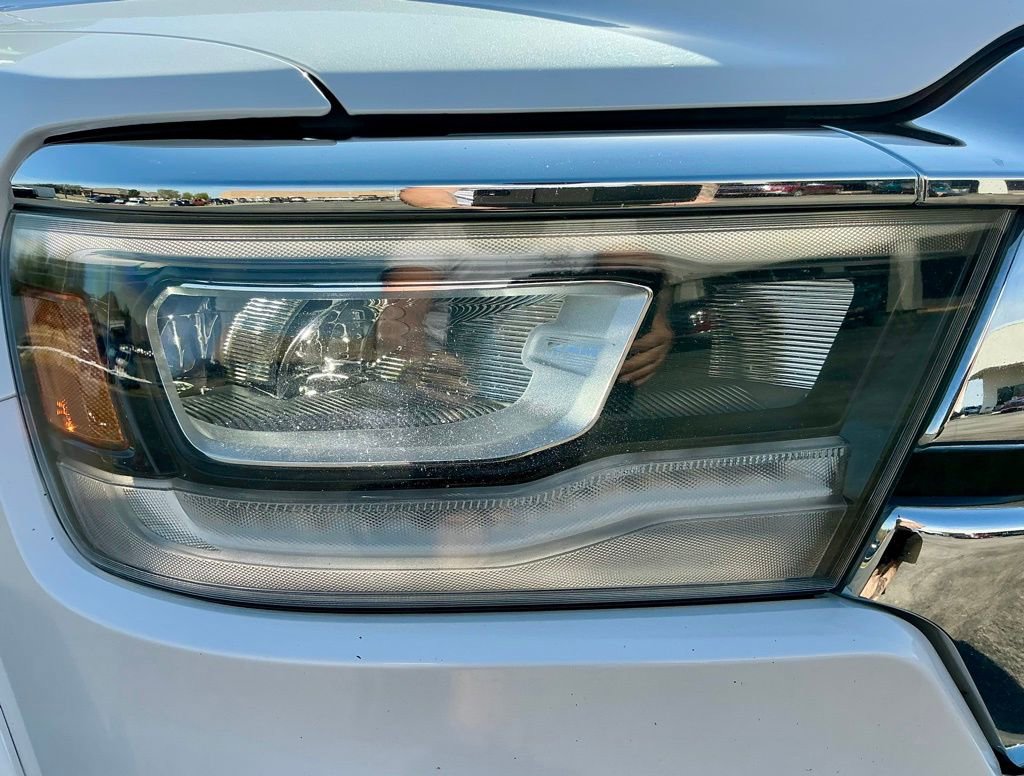 Used 2019 RAM 1500 Laramie image 11