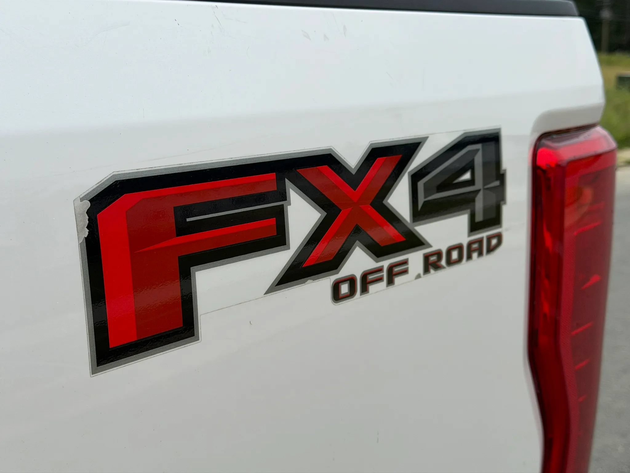 Used 2019 Ford F250 Lariat w/ Lariat Ultimate Package AWD/4WD image 14