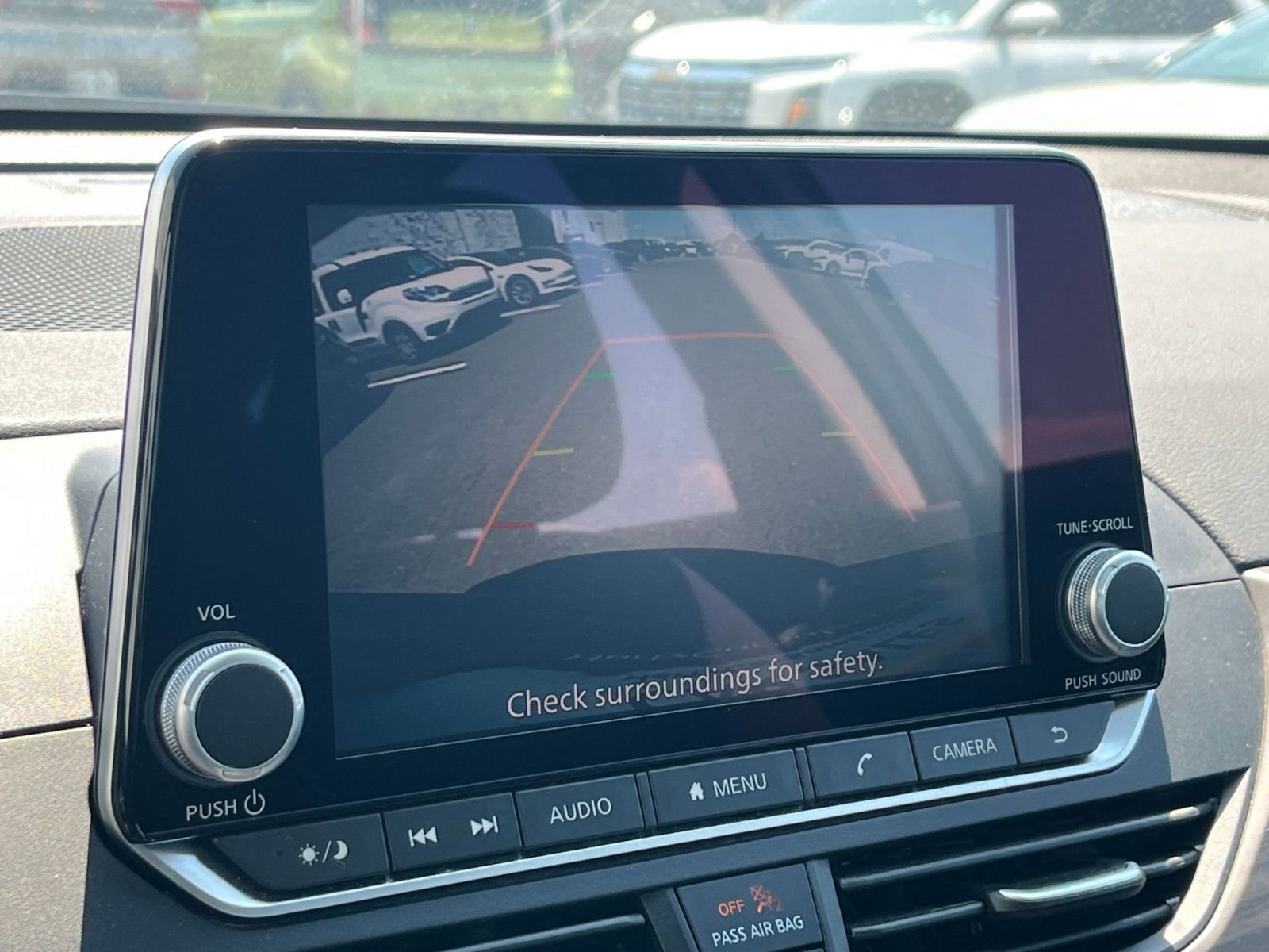 Used 2025 Nissan Altima 2.5 SV FWD image 25