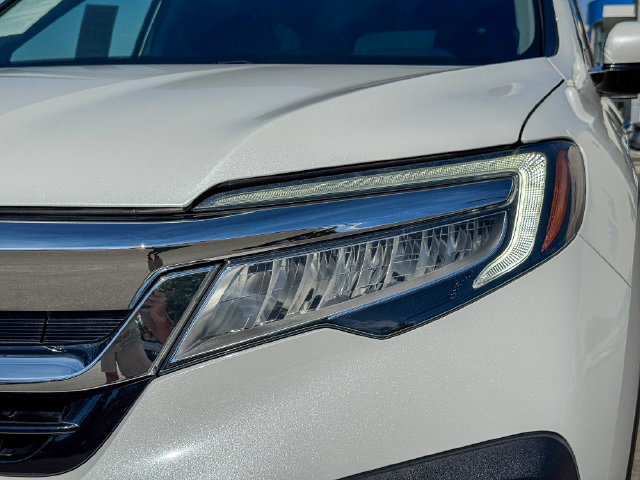 Used 2022 Honda Pilot Touring image 12