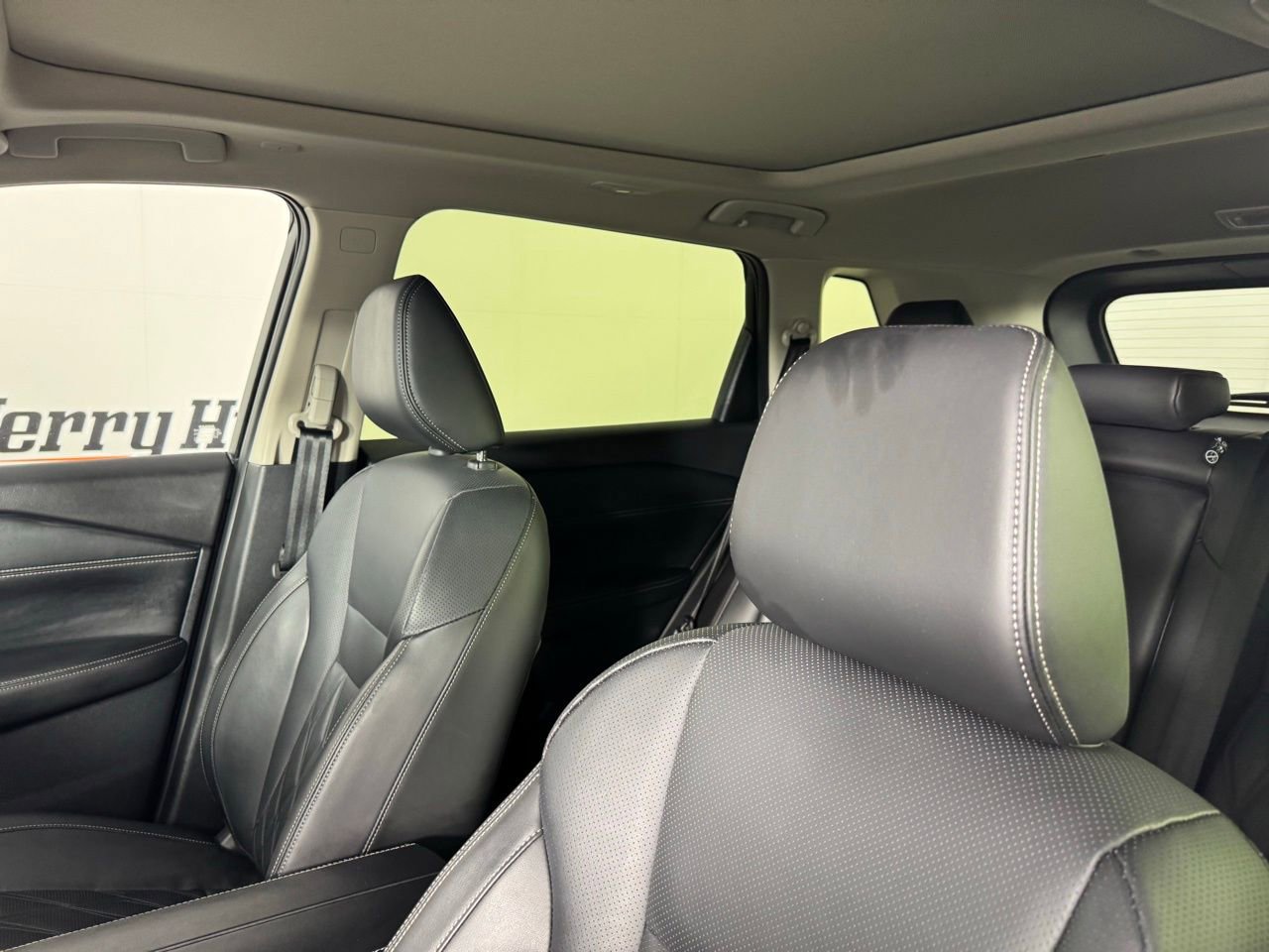 Used 2025 Nissan Rogue Platinum image 12