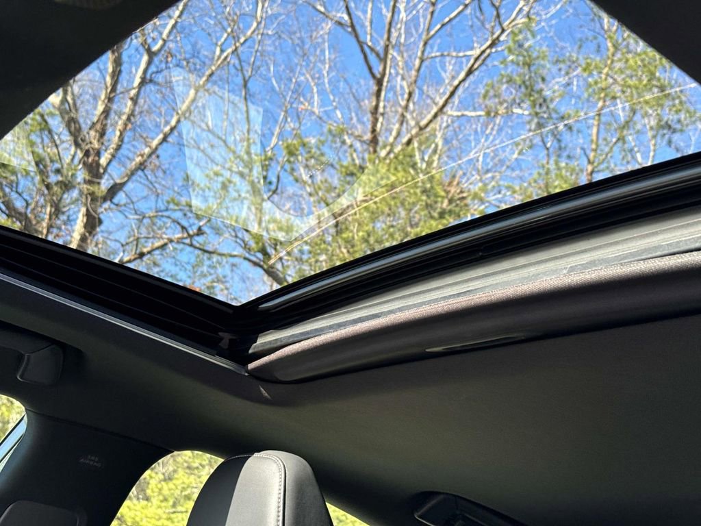 Used 2025 Lexus IS 350 F Sport w/ Navigation Package image 27