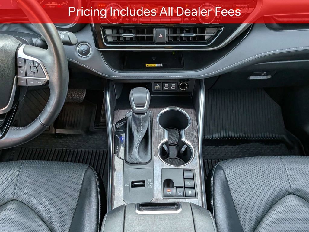 Used 2023 Toyota Highlander Limited FWD image 21